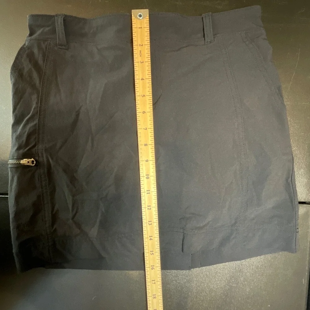 Athleta Womens Black Active Skort Size 4 Cargo Zip Pocket Hiking Golf Mini Skirt